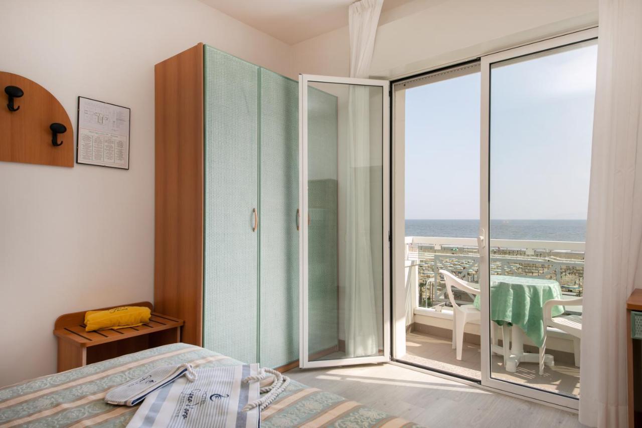 Hotel Cigno D'Oro Riccione Esterno foto