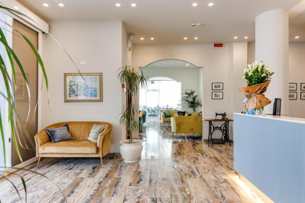 Hotel Cigno D'Oro Riccione Esterno foto