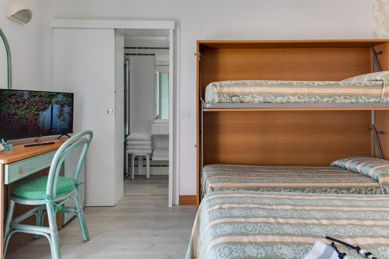 Hotel Cigno D'Oro Riccione Esterno foto