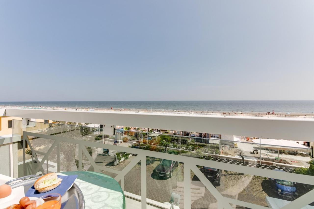 Hotel Cigno D'Oro Riccione Esterno foto