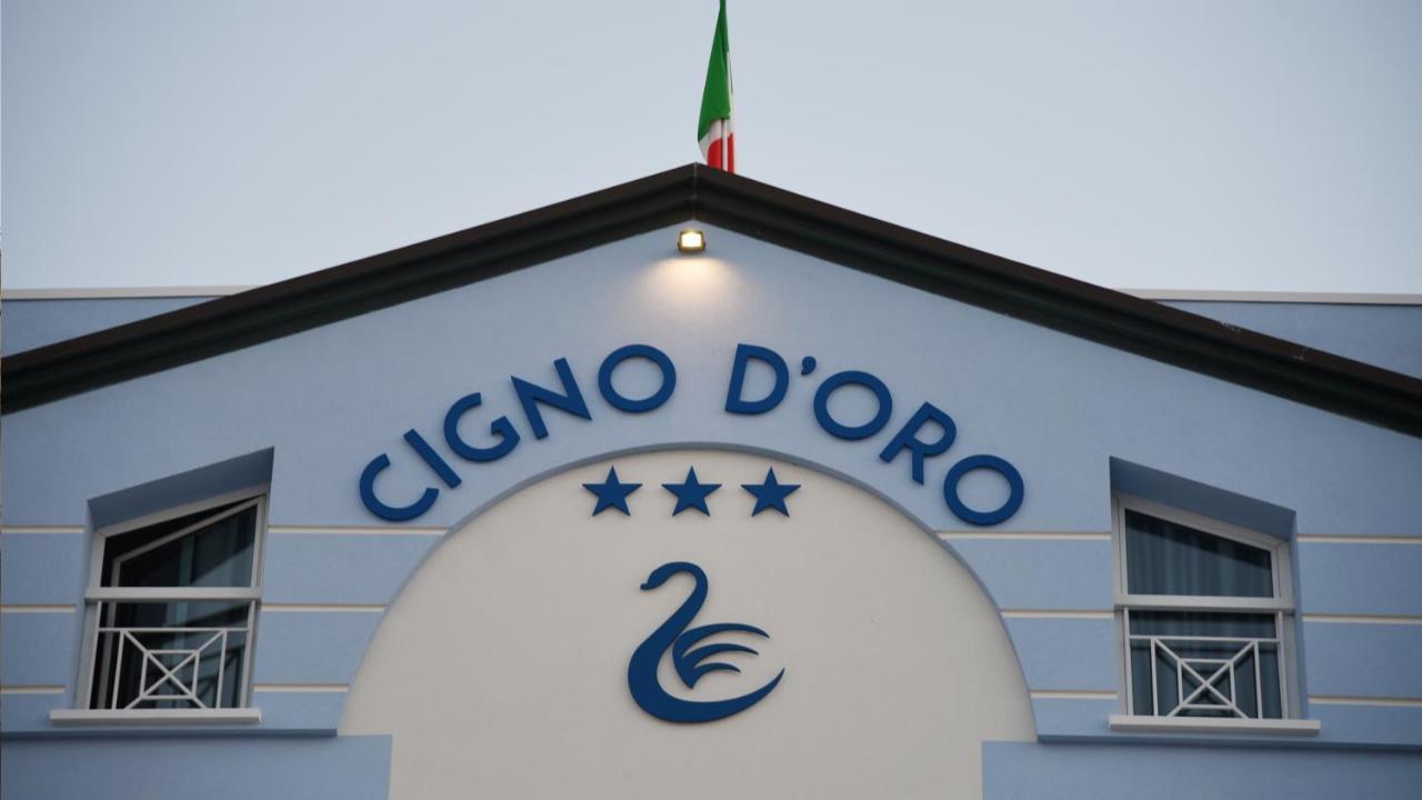 Hotel Cigno D'Oro Riccione Esterno foto